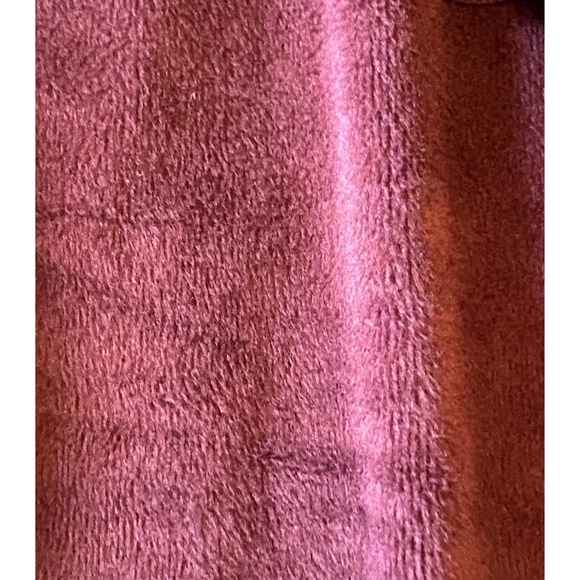 NWT UGG Burgundy Robe Size XS NEVER USED - Picture 13 of 14